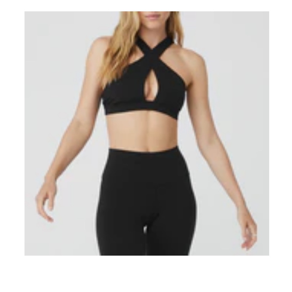 Alo yoga sports bra